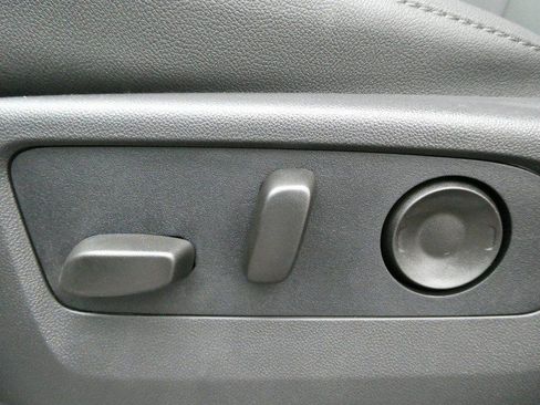 New 2026 Chevrolet Suburban Z71 w/ Z71 Off-Road Package image 25