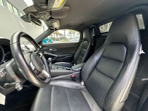 Certified 2017 Porsche 718 Boxster image 5