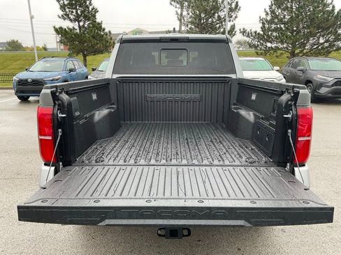 New 2025 Toyota Tacoma TRD Off-Road image 5