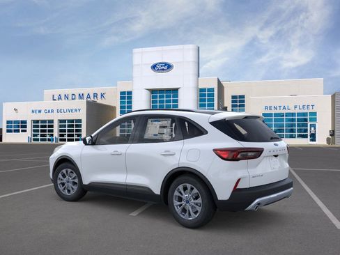 New 2026 Ford Escape Active w/ Active Premium Tech Pack image 4