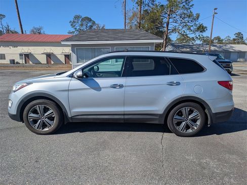 Used 2015 Hyundai Santa Fe Limited image 4