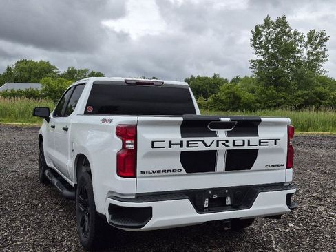 Used 2021 Chevrolet Silverado 1500 Custom w/ Rally Edition AWD/4WD image 5