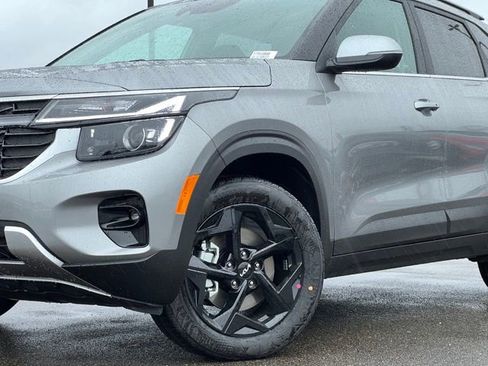 New 2026 Kia Seltos EX w/ EX Sunroof Package AWD/4WD image 2