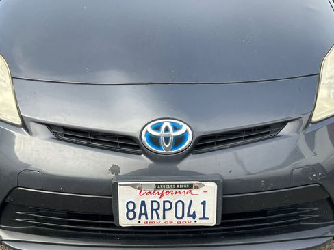 Used 2014 Toyota Prius Four image 9