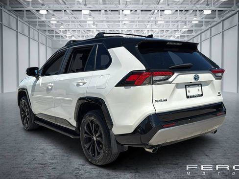 Used 2022 Toyota RAV4 XSE AWD/4WD image 3