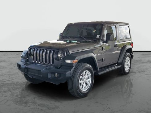 Certified 2023 Jeep Wrangler Sport AWD/4WD image 4