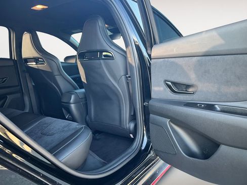 Certified 2025 Hyundai Elantra N image 29