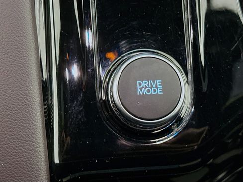 Used 2025 Ford Explorer Platinum w/ LUX Leather Package image 26