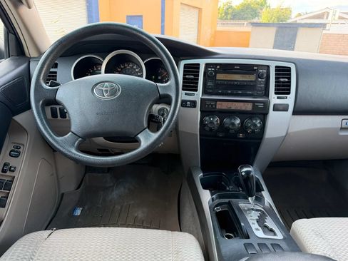 Used 2007 Toyota 4Runner SR5 RWD image 18