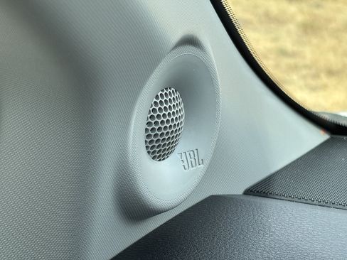 Certified 2023 Toyota Sienna Limited FWD image 43