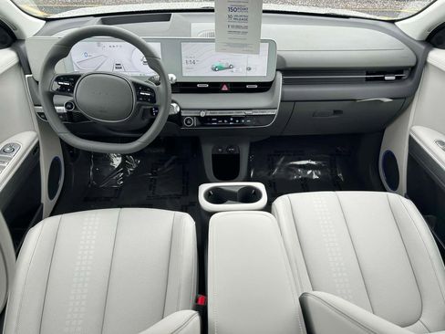 Used 2024 Hyundai Ioniq 5 Limited image 10