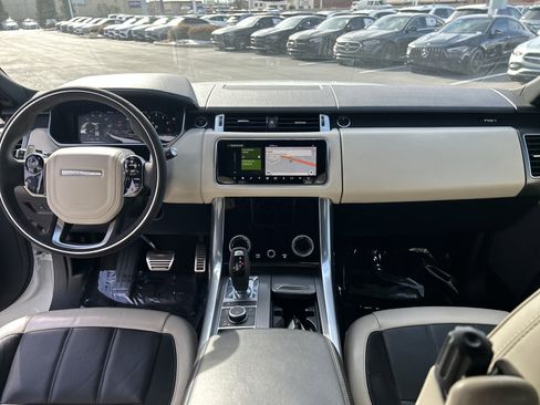 Used 2020 Land Rover Range Rover Sport HST image 30