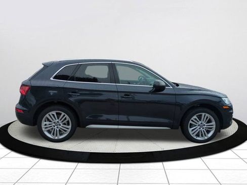 Used 2019 Audi Q5 2.0T Premium Plus AWD/4WD image 2