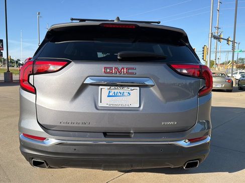 Used 2018 GMC Terrain SLT w/ Preferred Package AWD/4WD image 15