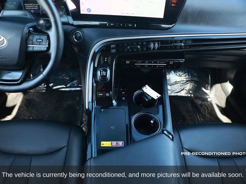 Used 2024 Toyota Mirai w/ Advanced Technology Package image 29