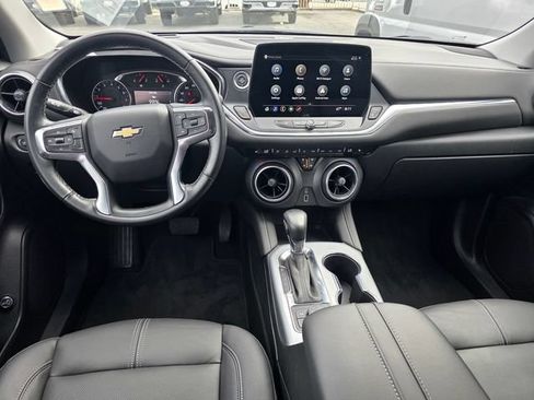 Used 2024 Chevrolet Blazer LT FWD image 16