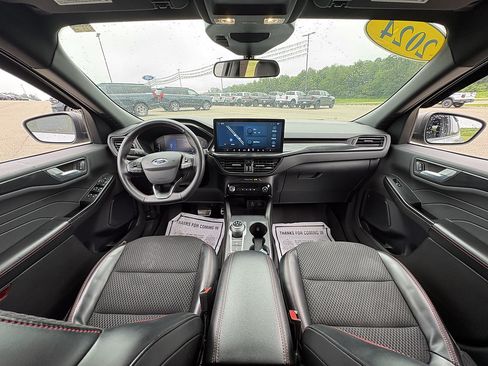 Used 2024 Ford Escape ST-Line w/ Tech Pack #1 FWD image 22