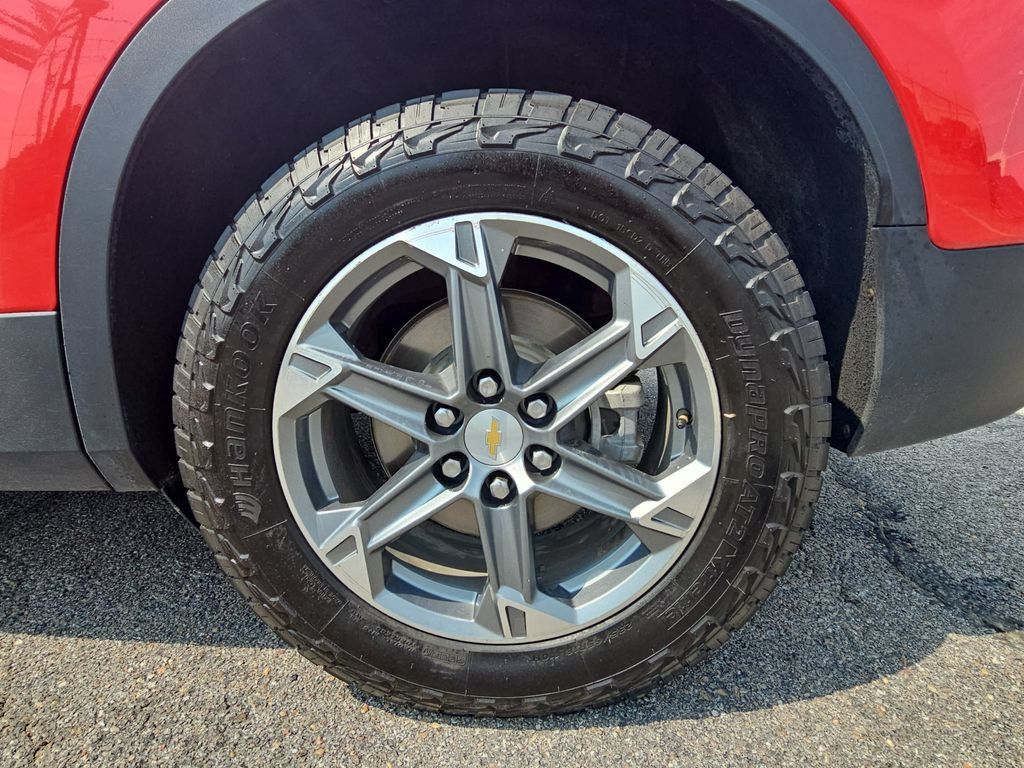 Used 2023 Chevrolet Blazer LT w/ Convenience Package FWD image 33