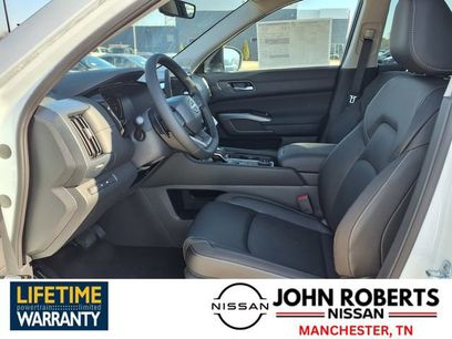 New 2026 Nissan Pathfinder SL w/ SL Premium Package