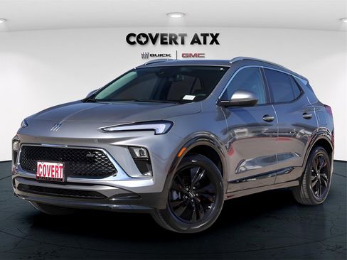 Used 2025 Buick Encore GX Sport Touring w/ Comfort Package image 2