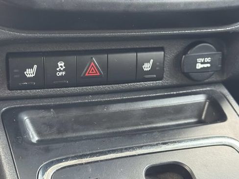 Used 2014 Jeep Patriot Latitude FWD image 25