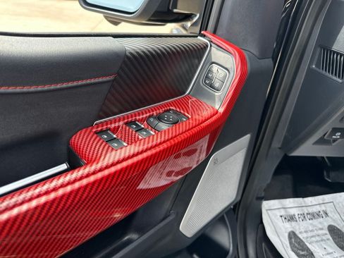 Used 2025 Ford F150 Raptor AWD/4WD image 22