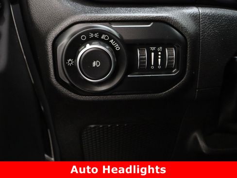 Used 2019 Jeep Wrangler Unlimited Sport image 25