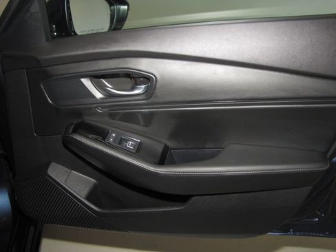Used 2025 Honda Accord Touring image 21