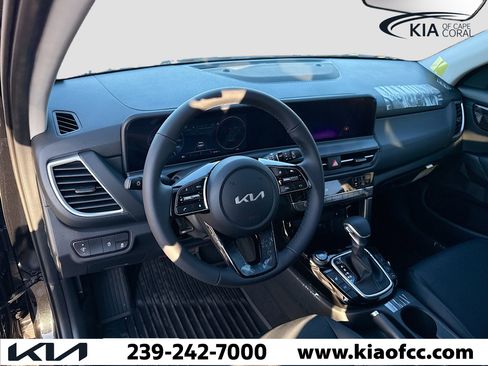 New 2026 Kia Seltos EX image 24