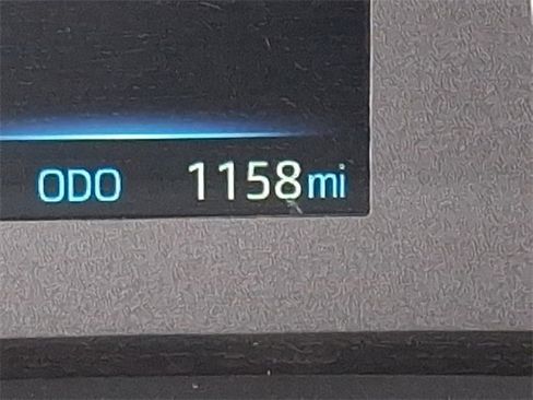 Used 2025 Toyota Corolla LE image 18