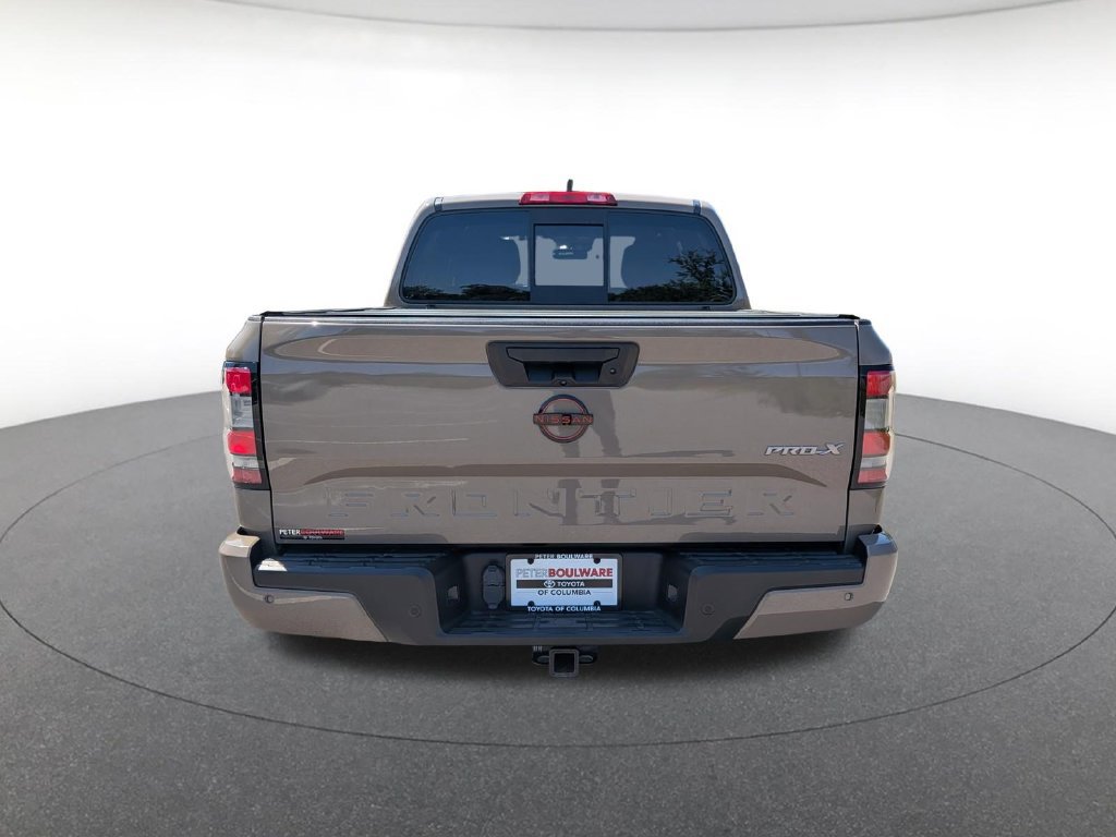 Used 2022 Nissan Frontier Pro-X RWD image 5