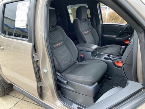 Used 2023 Nissan Frontier PRO-4X w/ Pro Convenience Package image 19