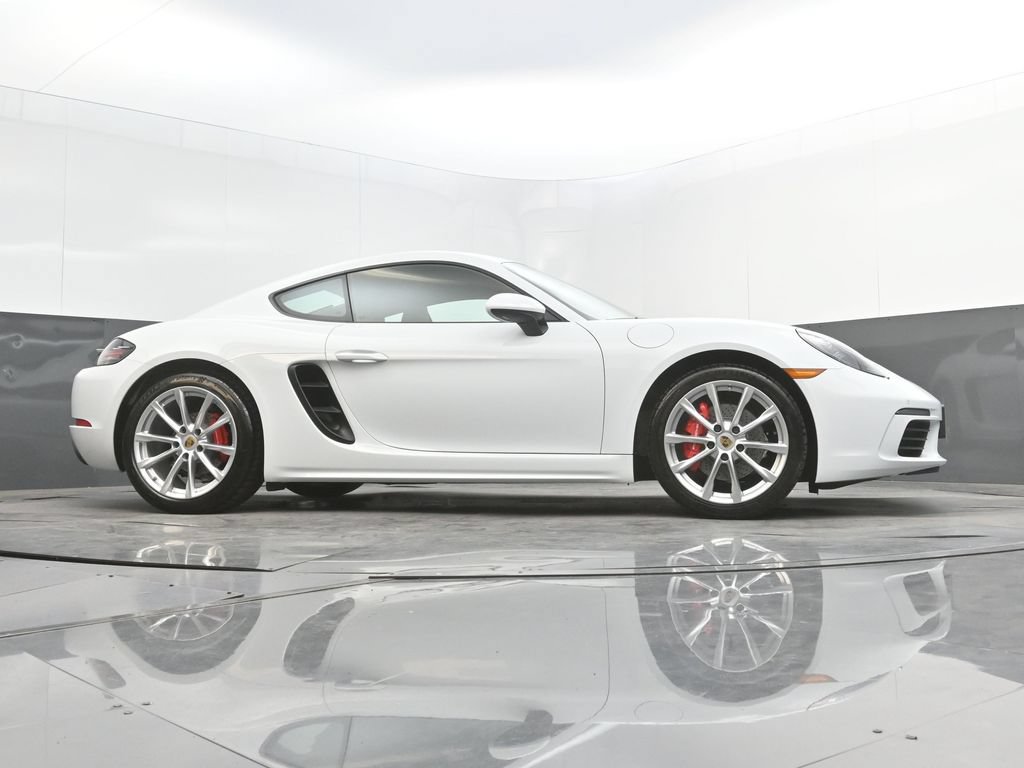 Certified 2019 Porsche 718 Cayman S RWD image 29