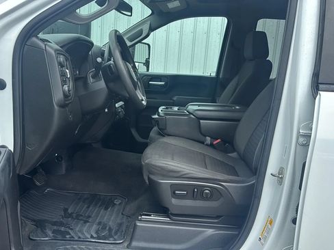 Used 2022 Chevrolet Silverado 2500 Custom w/ Custom Value Package AWD/4WD image 20
