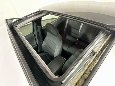 Used 2023 Chevrolet Malibu LT FWD image 20