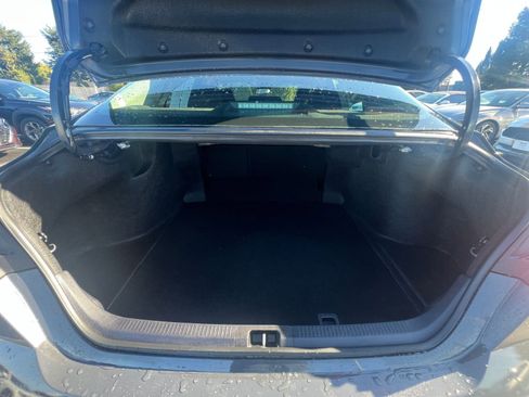 Used 2025 Toyota Camry LE image 31