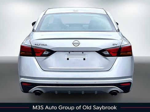 Used 2023 Nissan Altima 2.5 SV w/ SV Premium Package image 5