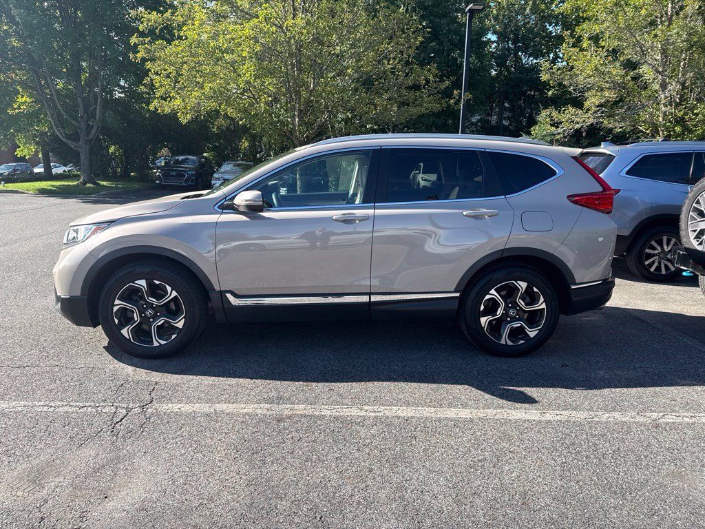 Used 2017 Honda CR-V Touring image 4