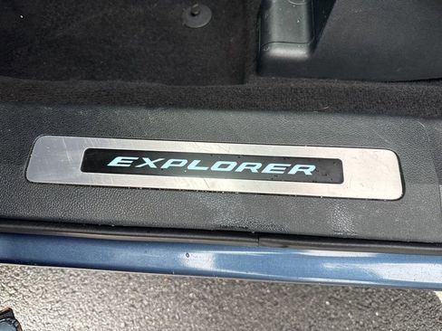 Used 2019 Ford Explorer Platinum image 66