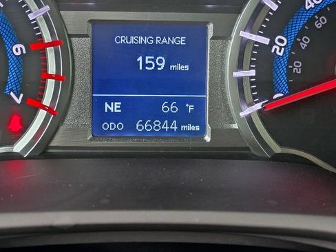 Used 2018 Toyota 4Runner SR5 AWD/4WD image 24