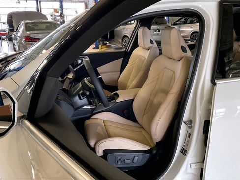 New 2026 BMW X3 xDrive30i AWD/4WD image 9