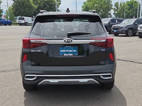 Used 2021 Kia Seltos EX AWD/4WD image 13