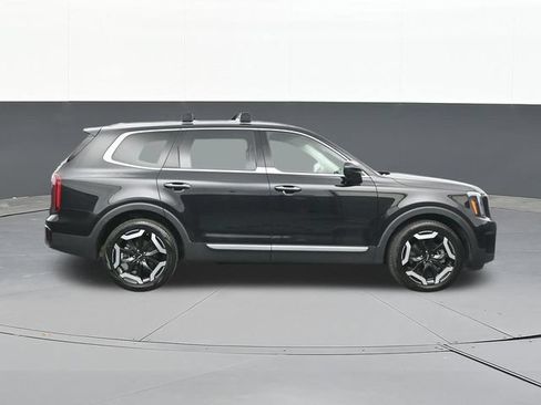 Used 2025 Kia Telluride S AWD/4WD image 17