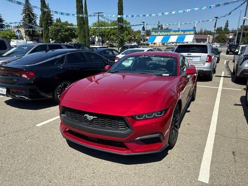 Used 2024 Ford Mustang Premium RWD image 3