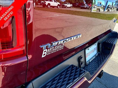 Used 2025 RAM 1500 Tungsten AWD/4WD image 11