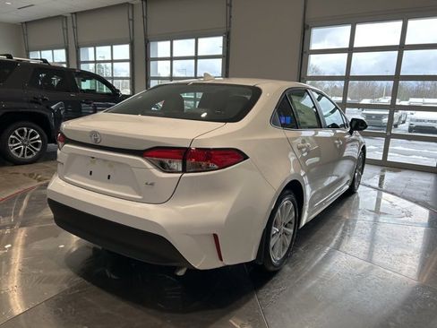 New 2026 Toyota Corolla LE image 7