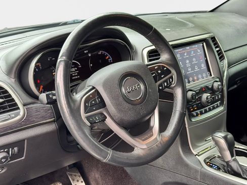 Used 2018 Jeep Grand Cherokee High Altitude AWD/4WD image 15