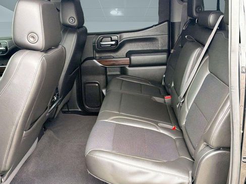 Used 2020 GMC Sierra 1500 SLT RWD image 14
