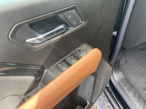 New 2026 GMC Canyon AT4 w/ Technology Plus Package AWD/4WD image 17