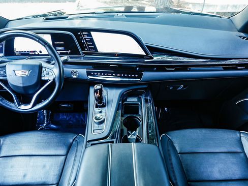 Used 2022 Cadillac Escalade ESV Sport image 10